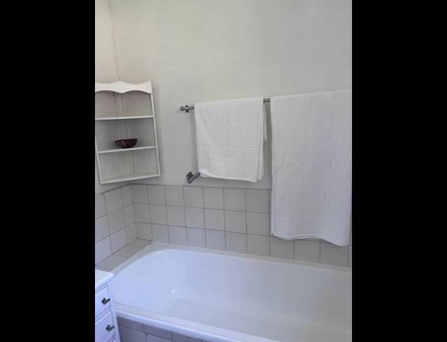 1 BEDROOM PROPERTY TO RENT IN BEREA WEST